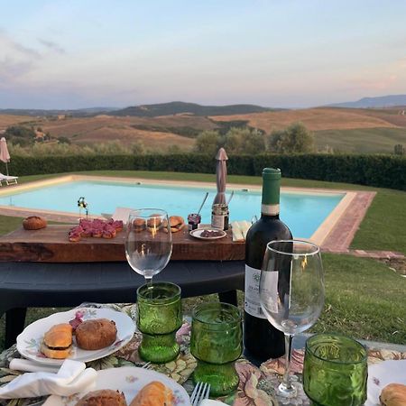 Agriturismo Bombina Villa Montisi Luaran gambar