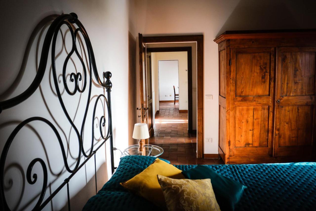 Agriturismo Bombina Villa Montisi Luaran gambar