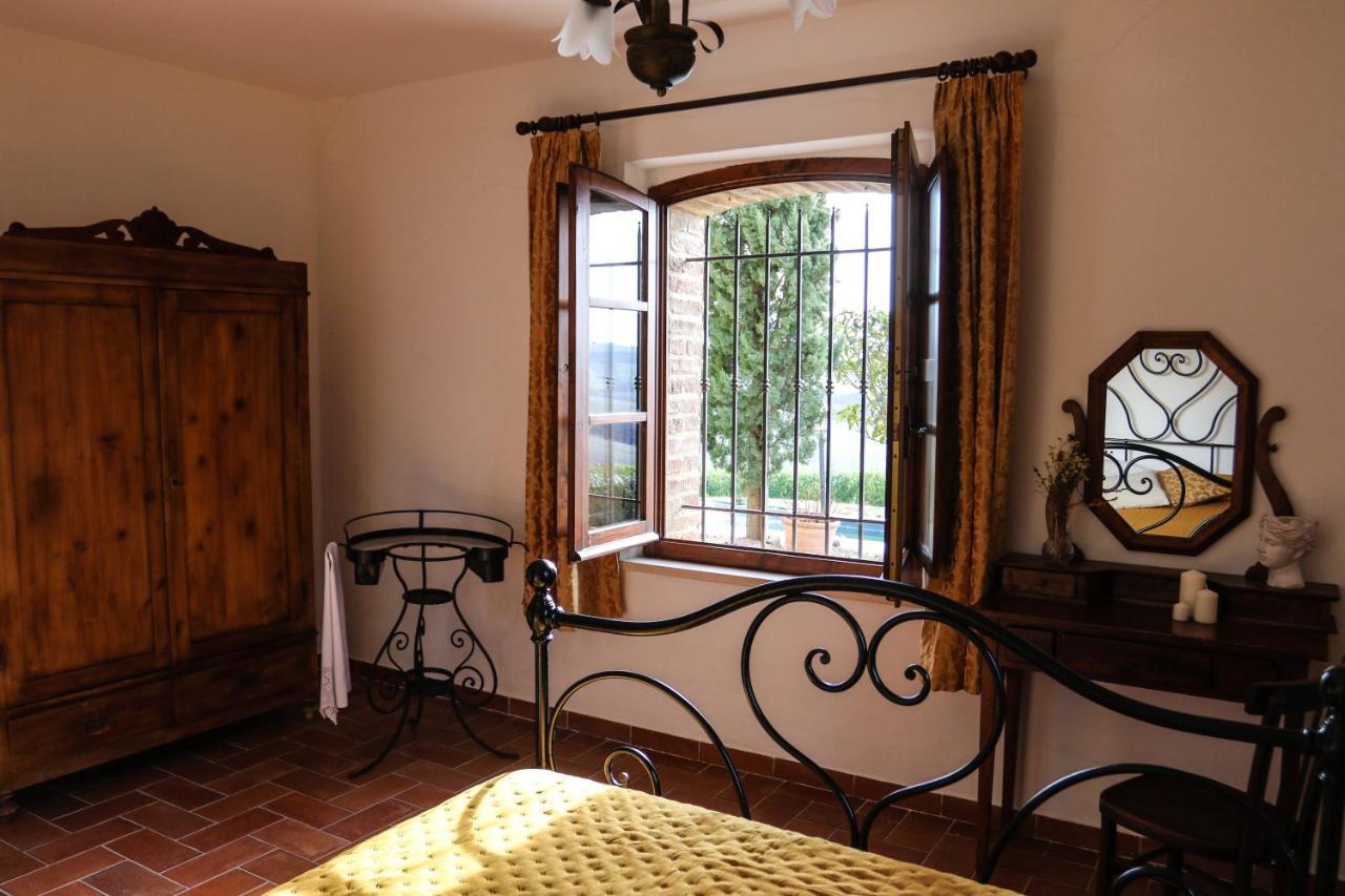 Agriturismo Bombina Montisi Luaran gambar