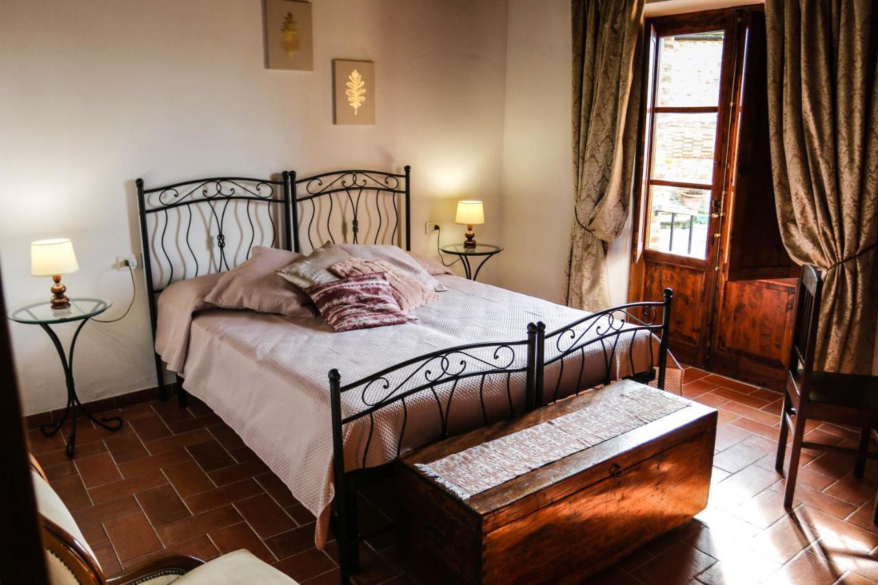Agriturismo Bombina Montisi Luaran gambar
