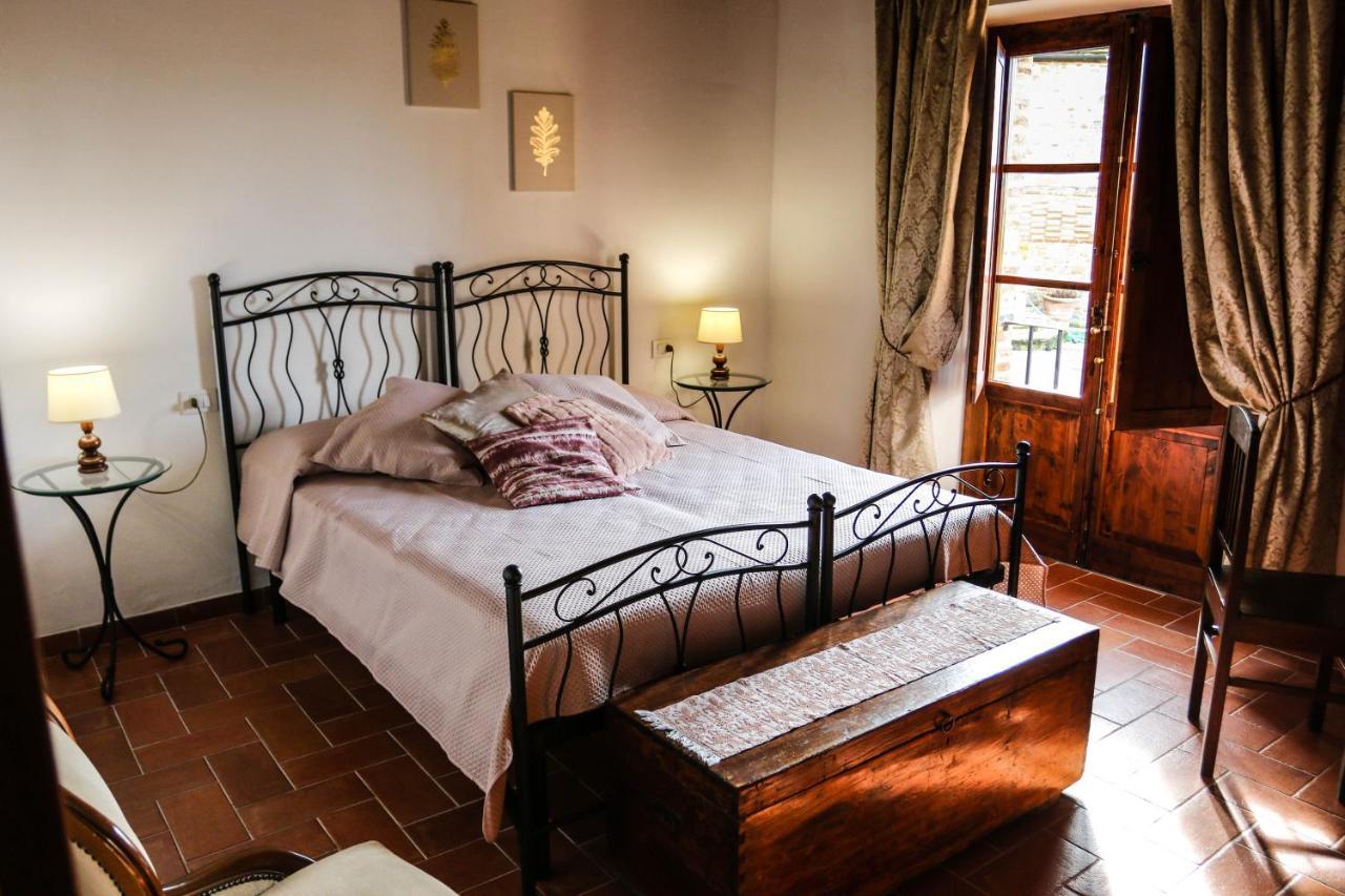 Agriturismo Bombina Villa Montisi Luaran gambar