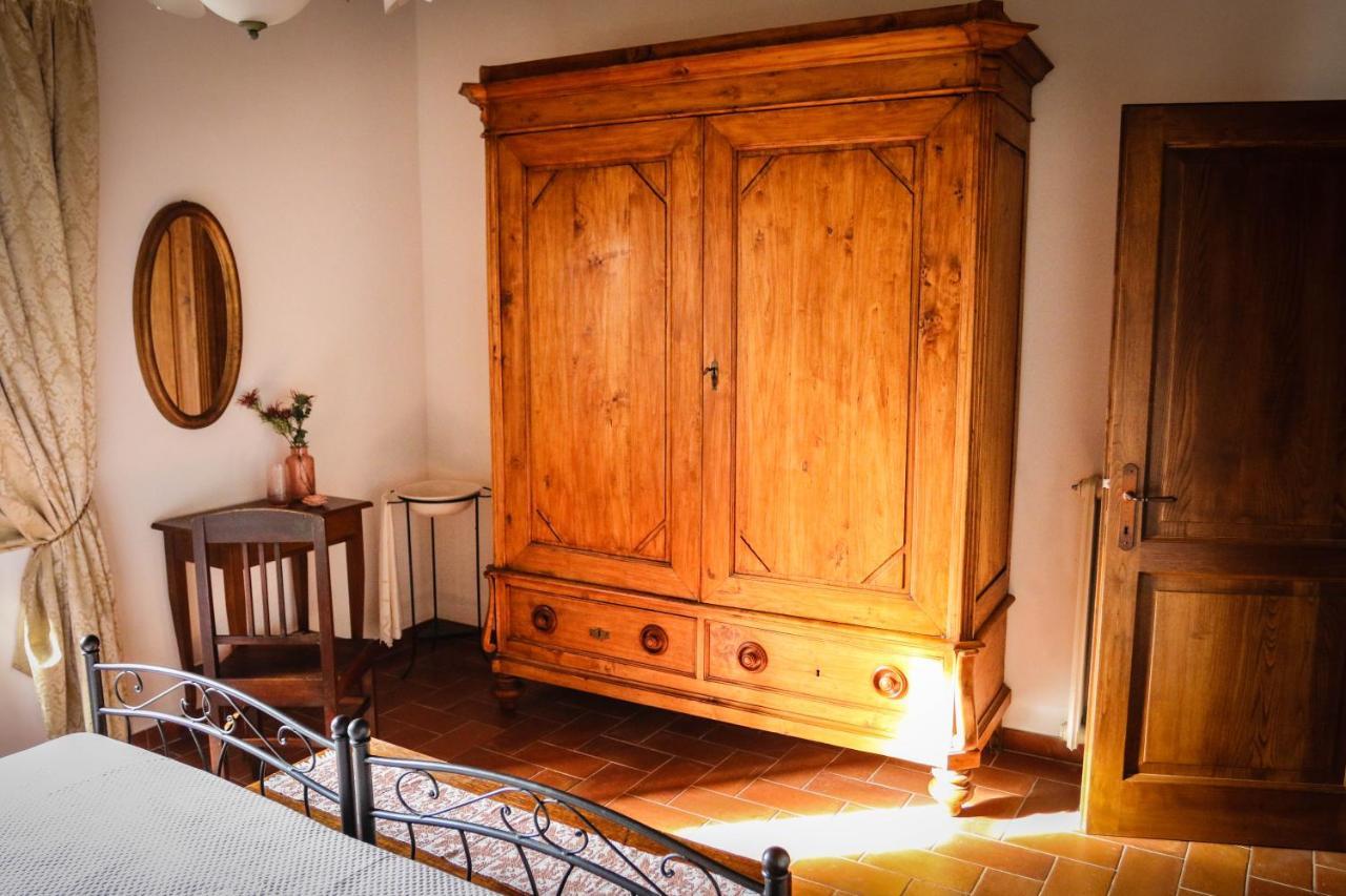 Agriturismo Bombina Montisi Luaran gambar