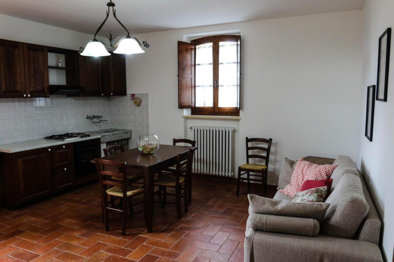 Agriturismo Bombina Montisi Luaran gambar