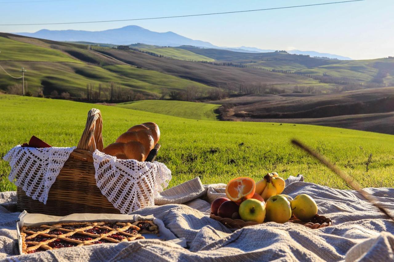 Agriturismo Bombina Villa Montisi Luaran gambar