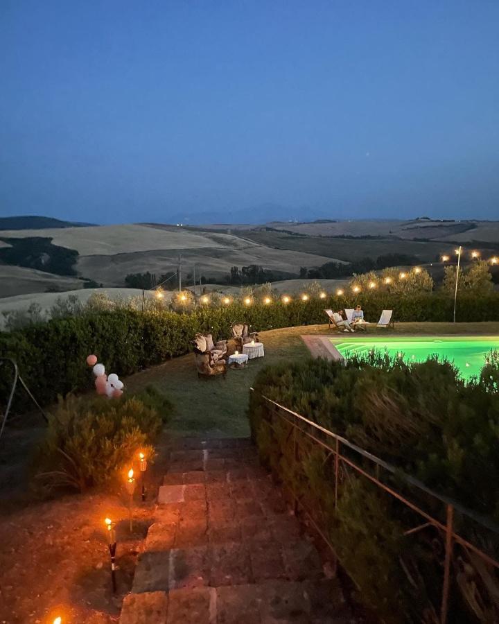 Agriturismo Bombina Villa Montisi Luaran gambar