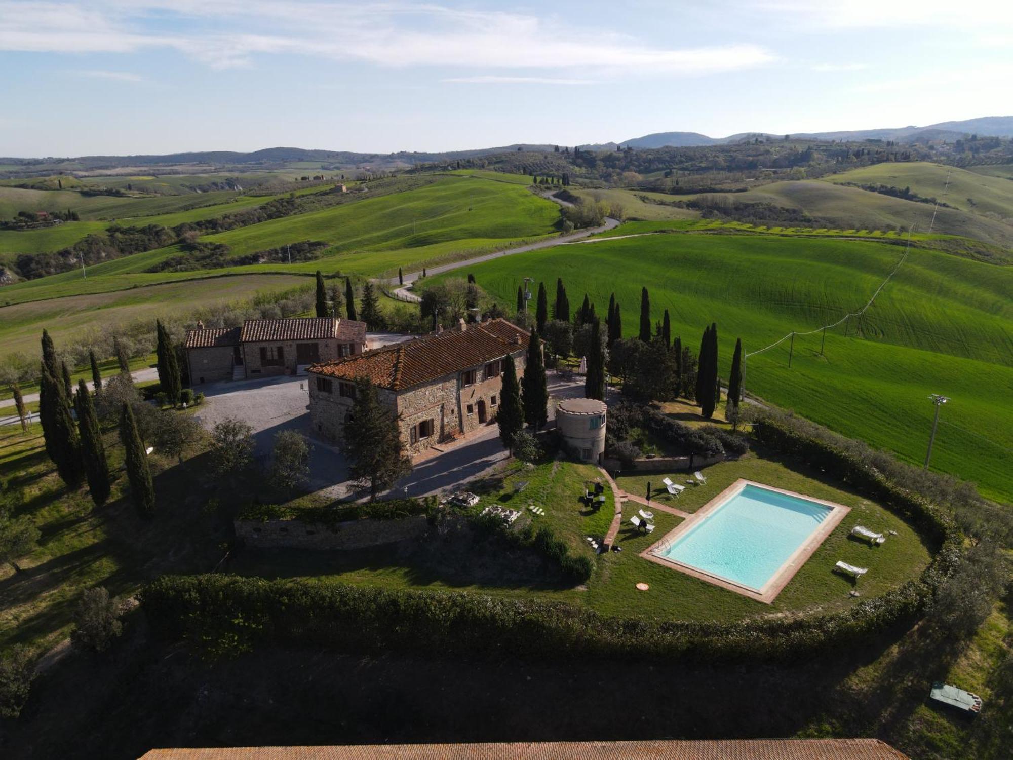 Agriturismo Bombina Villa Montisi Luaran gambar