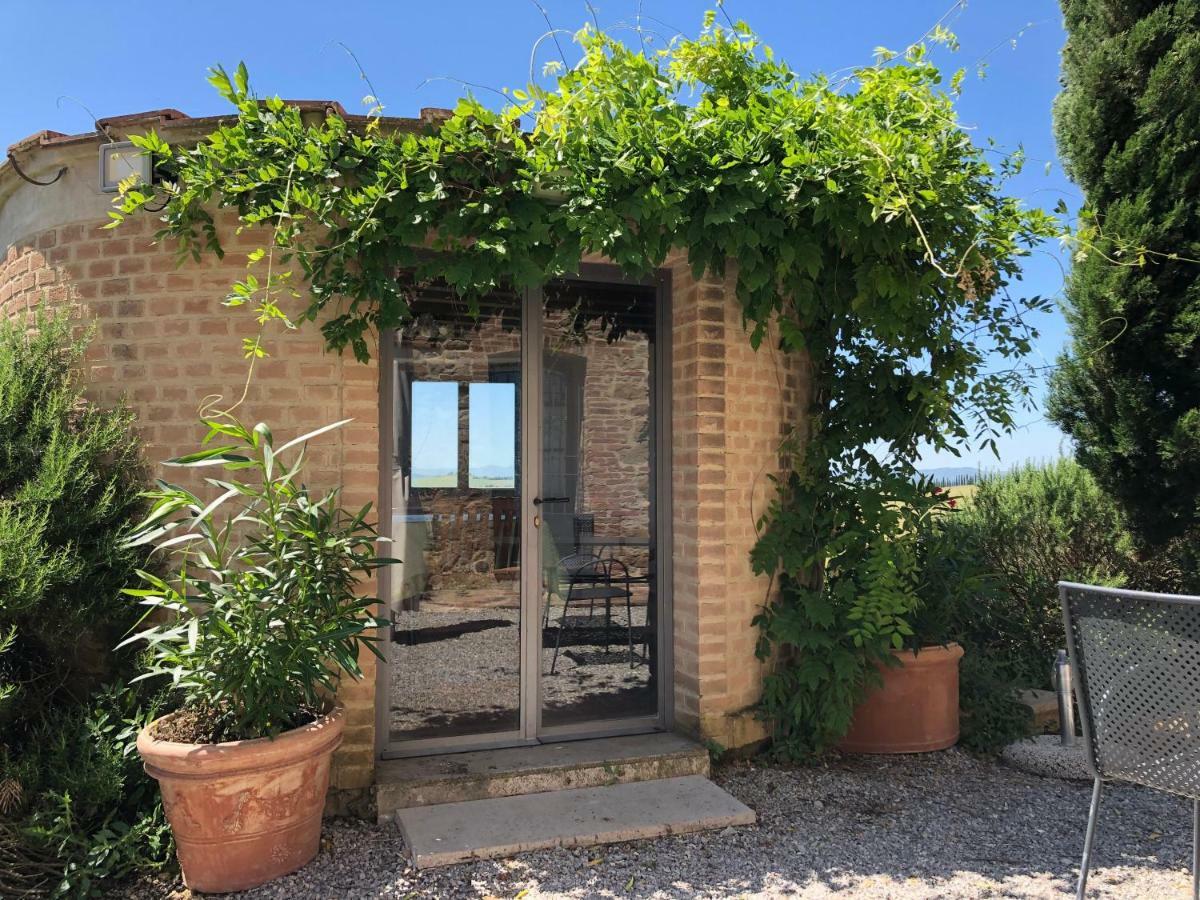 Agriturismo Bombina Montisi Luaran gambar