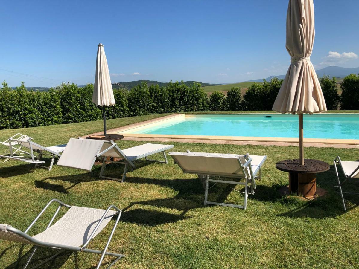 Agriturismo Bombina Villa Montisi Luaran gambar