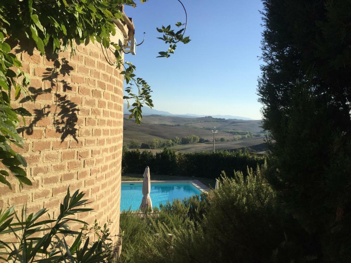 Agriturismo Bombina Villa Montisi Luaran gambar